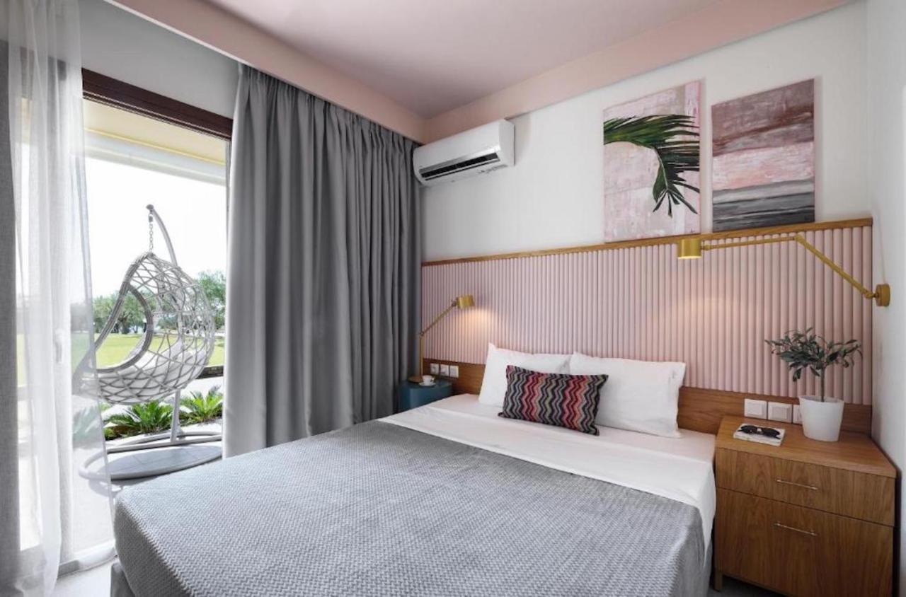 Castristudios 尼基季 外观 照片